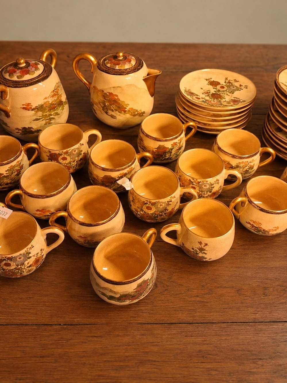 35-piece antique Japanese Satsuma-style tea set – Tashiro & Uchida – c. 1920s